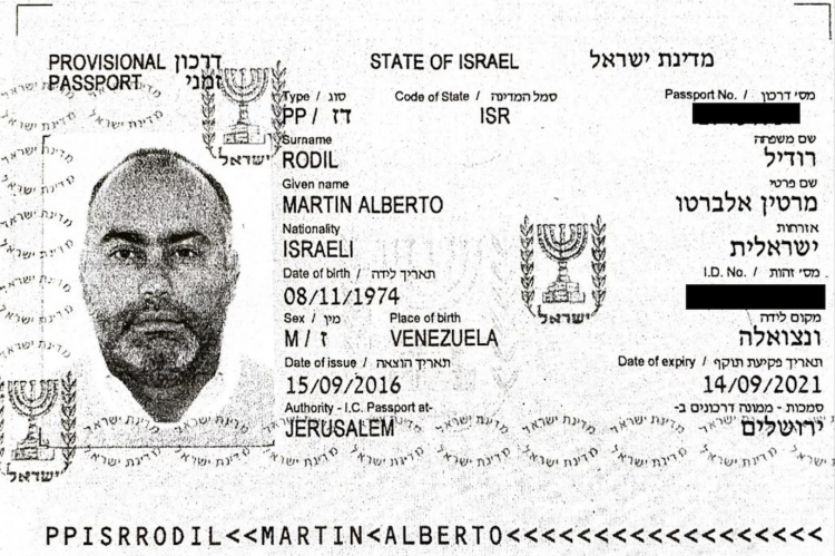 Martin Rodil Israel Passport (La Moncloa)